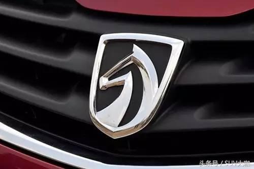 车标代表动物有什么车型,车标是一只奔跑的动物