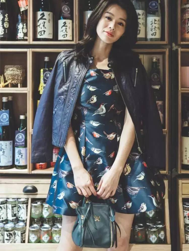 杨幂同款亮晶晶包包,杨幂最新同款包