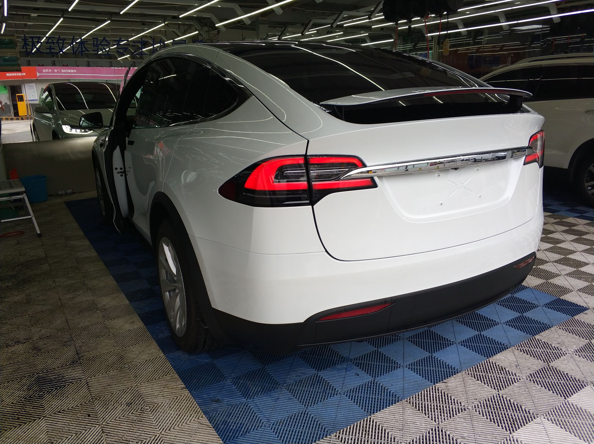 隐形车衣tpu材质有哪些,隐形车衣ppf涂层