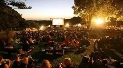 在这个冬天一起去看雪,在这个季节我们可以一起去看雪吗