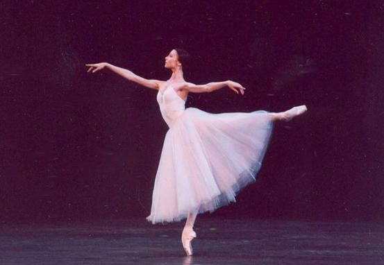 不想练出肌肉的女性，该如何通过健身达到塑形美体的效用？