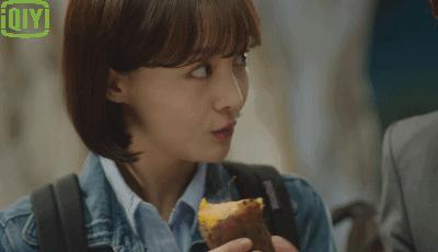 舒畅晒与刘亦菲19年前合照回放,85后女星18岁旧照刘亦菲舒畅真美