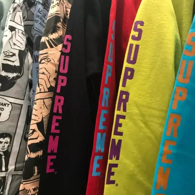 七夕福利|你穿这么潮,就来Supreme逛逛吧