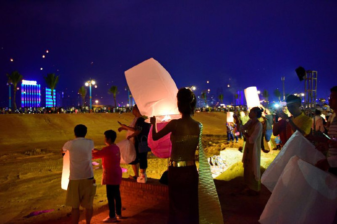 去西双版纳旅游吃住行攻略,去西双版纳旅行自由行攻略