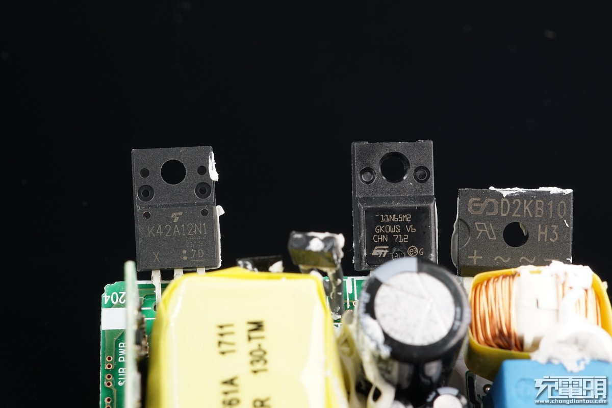 任天堂switch游戏机要不要卡带,任天堂switch游戏机oled多久充满