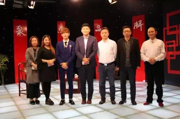 互联网界的煎饼小王子——*疆新**“煎饼先生”董事长崔冬冬