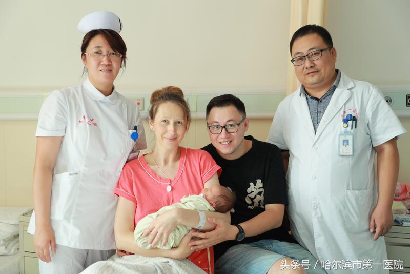 混血宝宝黑龙江外国语学院的妈妈,俄罗斯混血妈妈生的混血宝宝