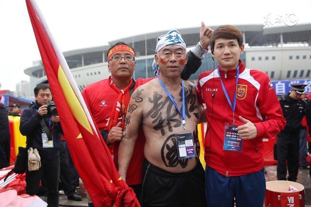 里皮给国足带来希望,里皮怒怼裁判