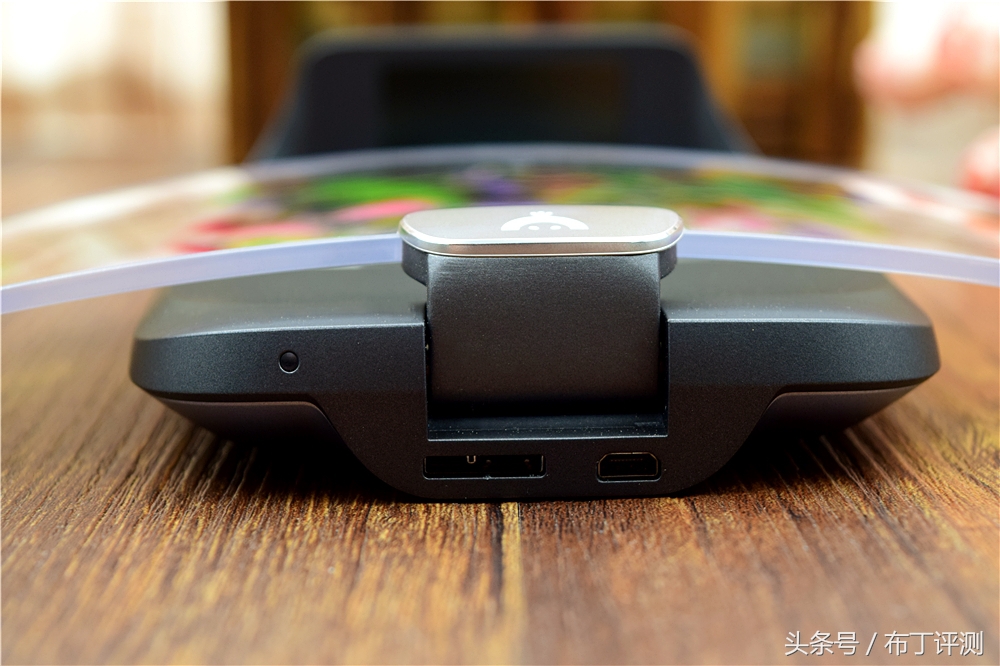 宝马carplay高德hud页面,宝马carplay能在hud上显示吗