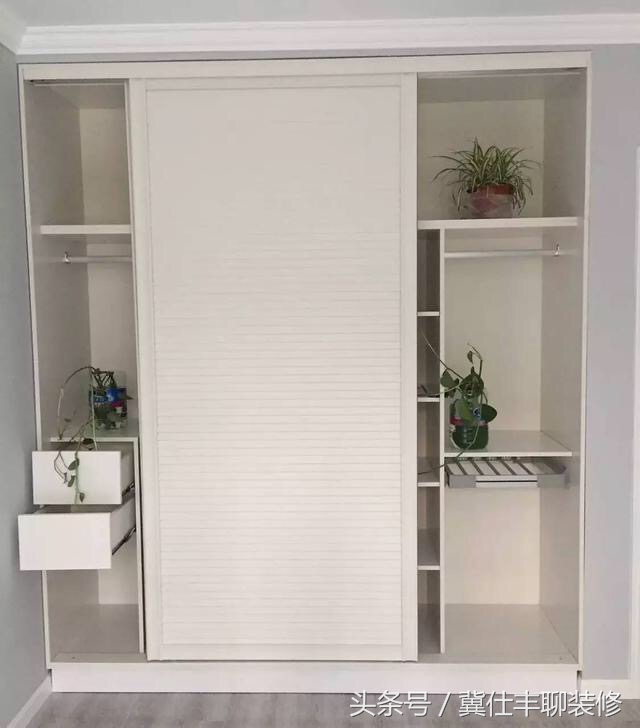 2020衣柜构造样板图,2023最新款定制衣柜效果图