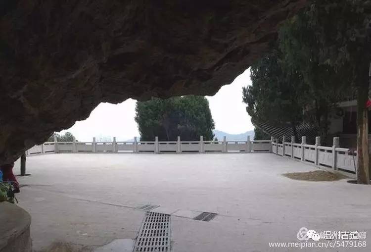 乐清白石凤凰山在哪,乐清白石山上好玩的地方