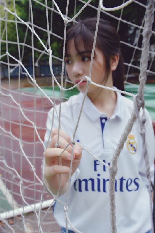 为梅西送球小哥是栾玉帅,哈梅斯罗德里格斯帅气头像