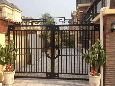 大门朝向风水有什么讲究的,院子大门的朝向西北风水