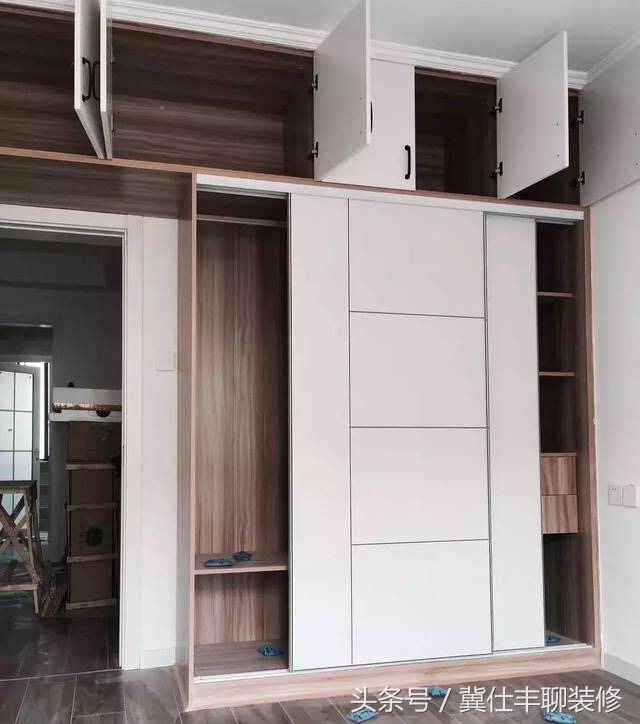 2020衣柜构造样板图,2023最新款定制衣柜效果图
