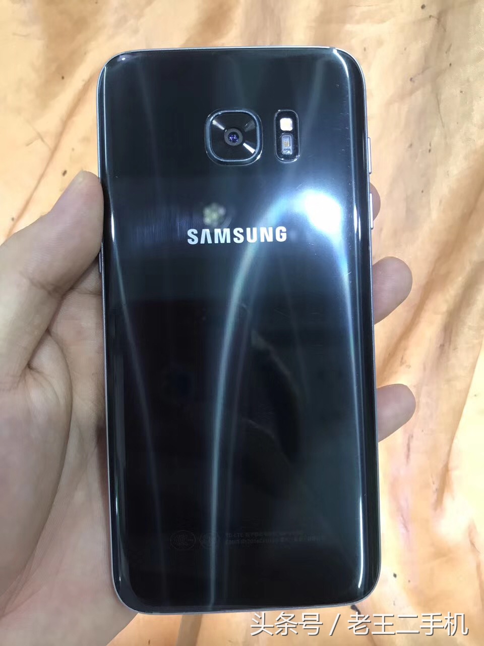 二手三星s7edge,三星s7edge32g二手价格