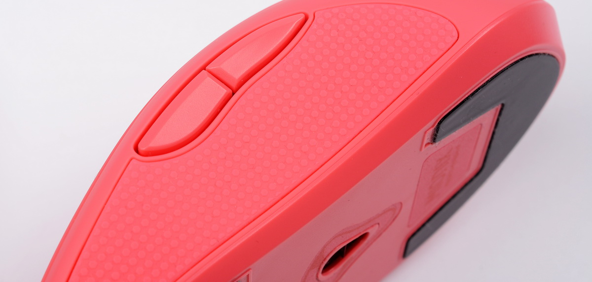 美的不像个游戏鼠标，麦傲尼克斯Castor霜糖红体验