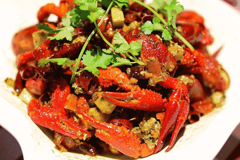 小龙虾的各种口味的做法,广东小龙虾的正确吃法