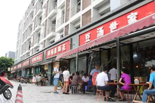 成都地铁18号线沿途吃喝玩乐,成都10号线特色地铁站