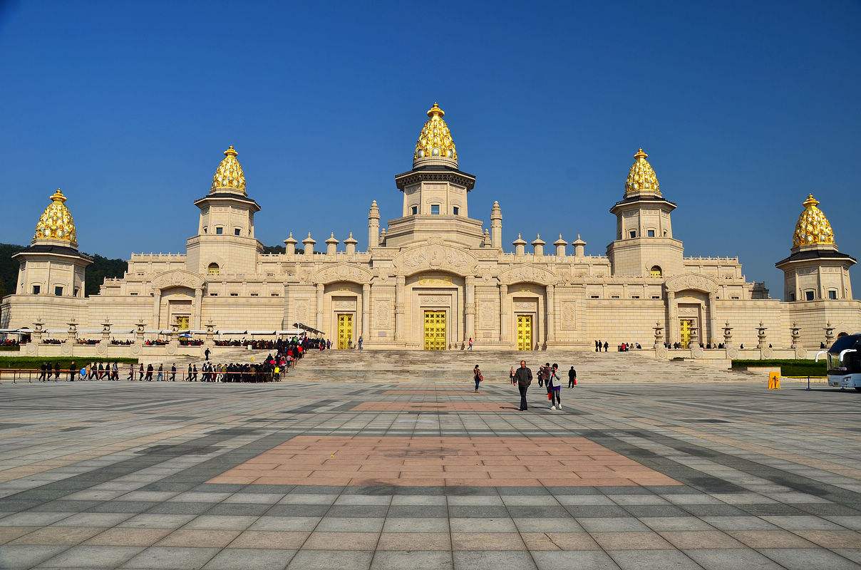 无锡灵山大佛里面有阿弥陀佛,无锡最好三个景点灵山大佛