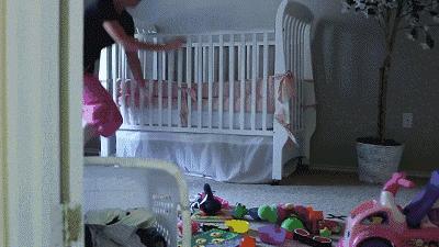 有人当街产子有人因无法忍受疼痛自杀分娩到底有多痛?