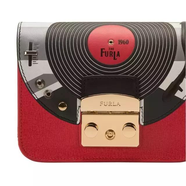 给男朋友买的包包推荐,如果老公给你2万你会买什么