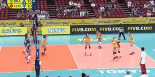 从梦幻到梦醒！中巴女排5局大战中国姑娘笑到最后观众却一身冷汗