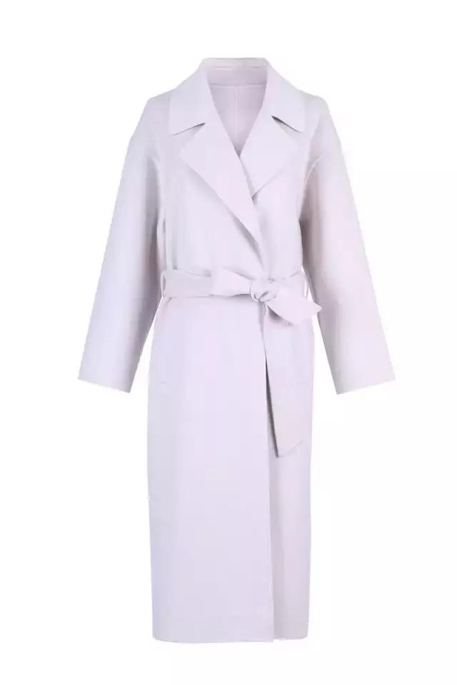 刘雯同款鞋子是什么牌子,刘雯最火的一双鞋