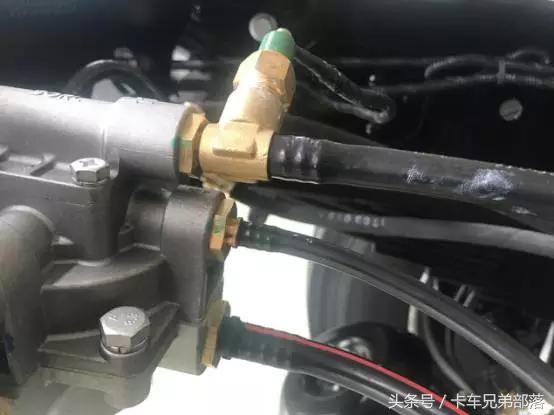 轻卡气刹需要加水吗,开气刹的轻卡需要注意什么