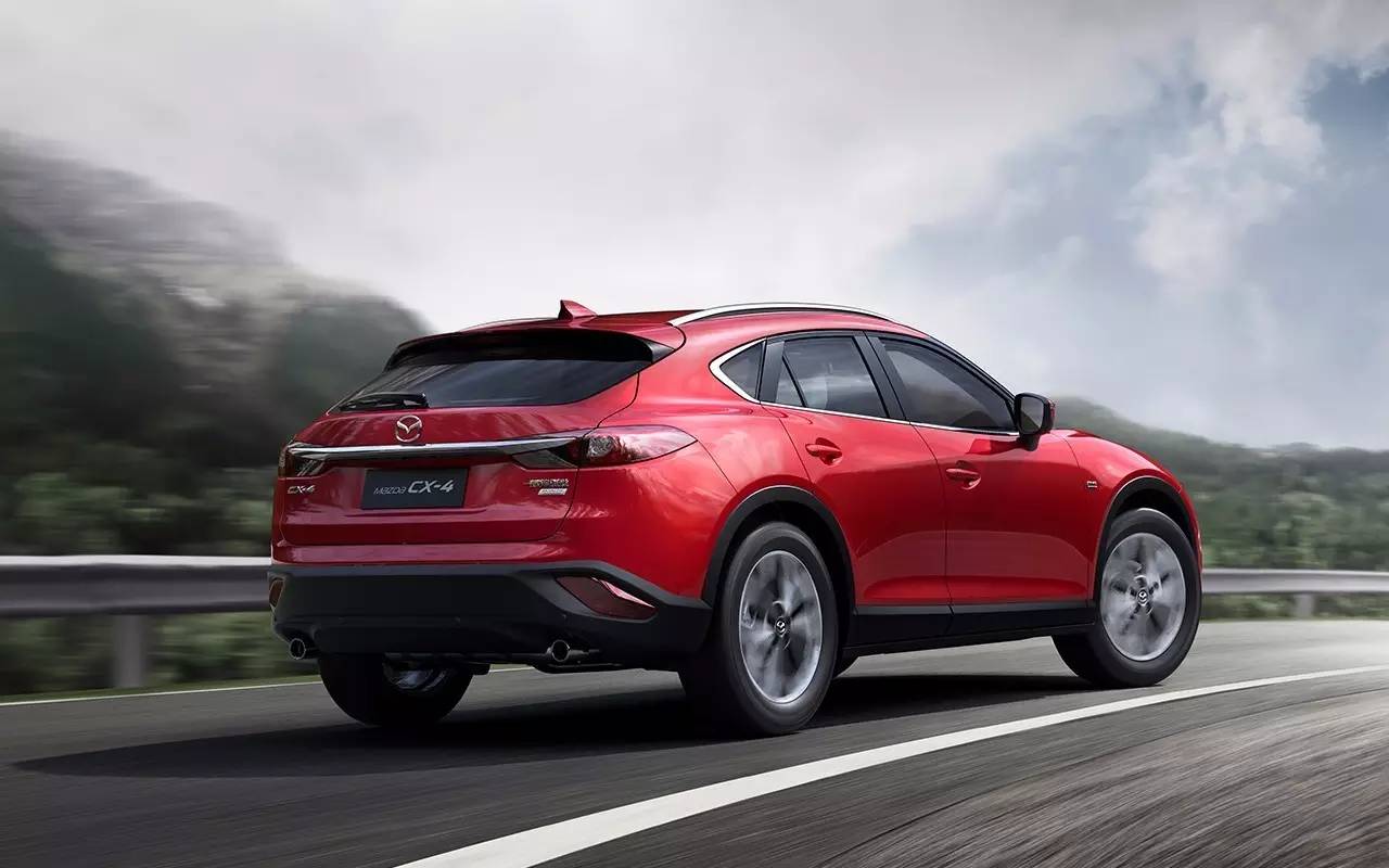 别提什么配置性能操控，俺买车就是为了帅，帅，帅