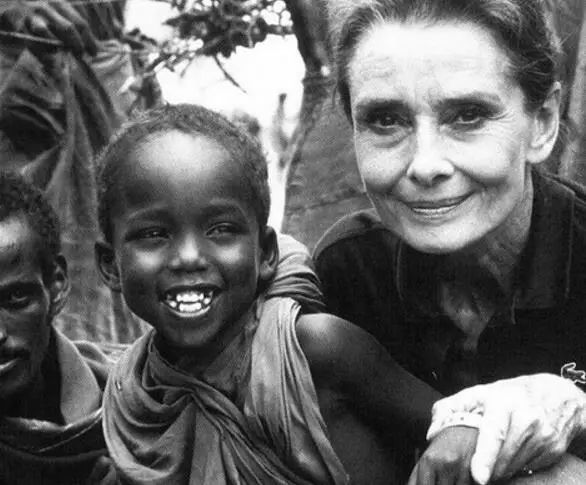 世界上注定会有这三种“苦”，说得太对了，早看懂，早放下！