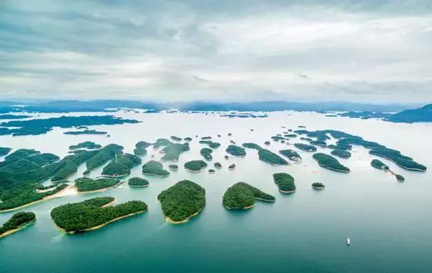 中国最新水上公路视频,中国首条水上公路视频