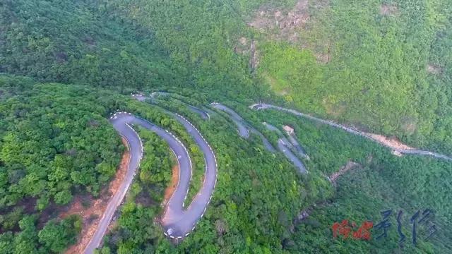 深山原始村落自驾游,大山深处古老村落自驾游