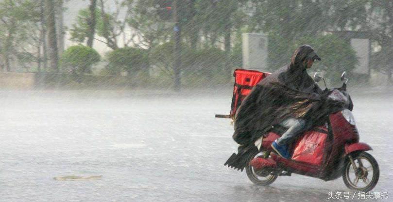 摩托车下雨骑行容易熄火,摩托车雨天熄火的有效处理方法