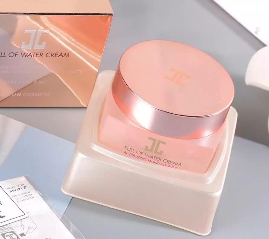 30岁以上敏感肌紧致抗皱面霜平价,秋季清爽滋润面霜排行榜推荐图片