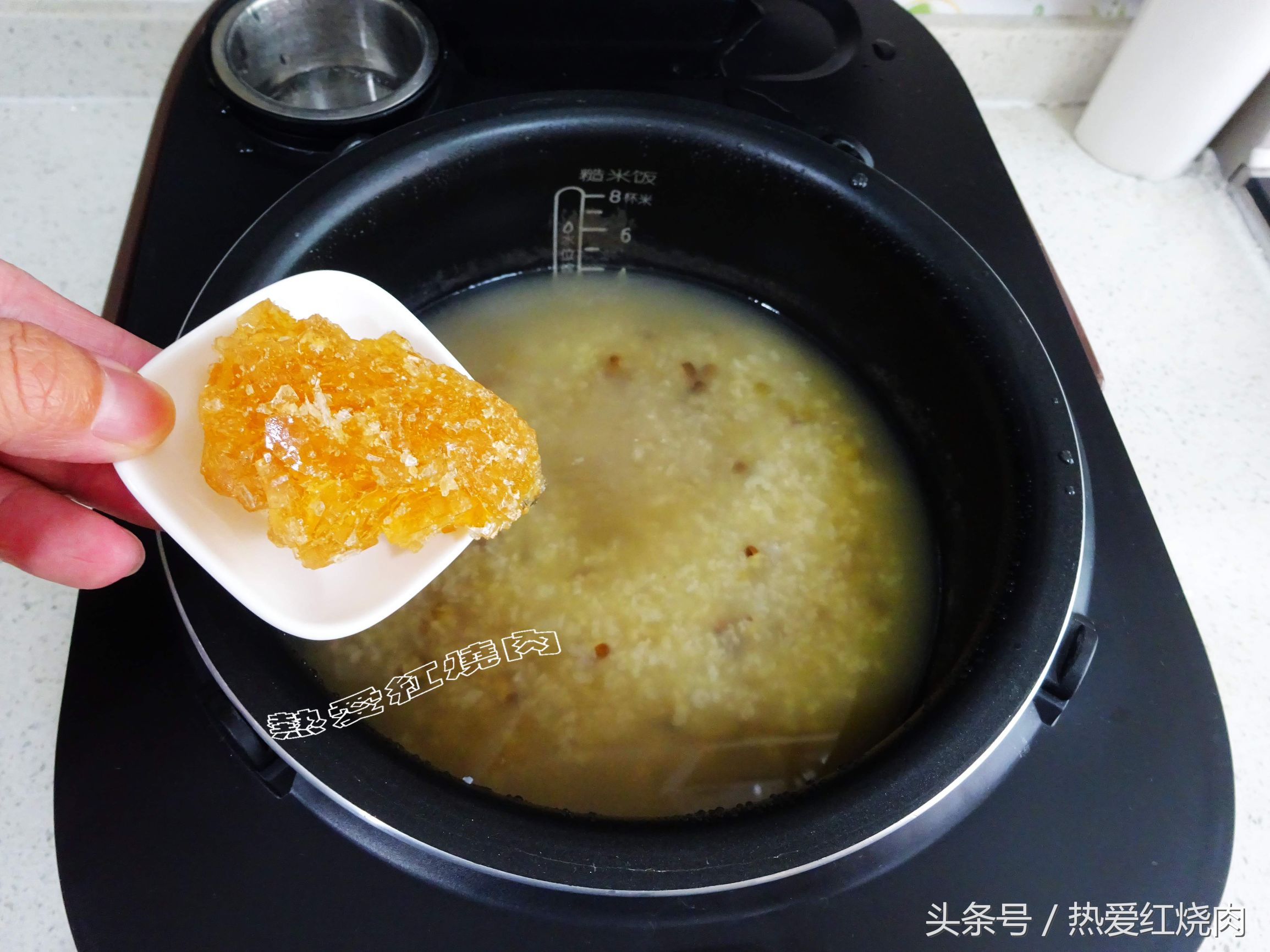 熬粥不浓稠,熬粥太稠了加凉水好还是热水好