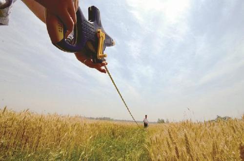 农村房屋确权名字登记错了能改吗,农民耕地确权错误怎么办