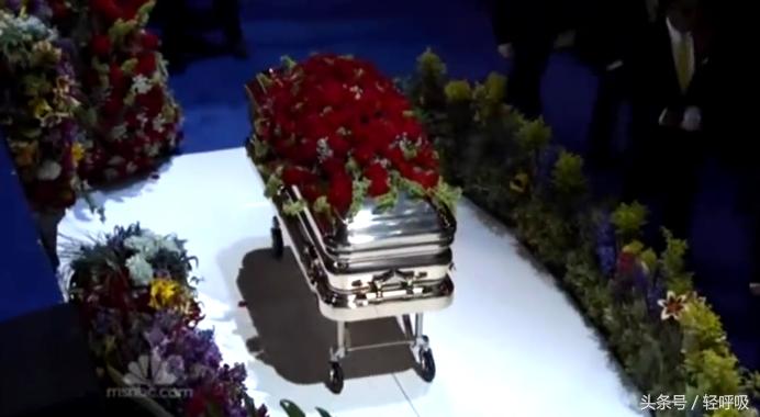 迈克尔杰克逊葬礼场面有多牛,迈克尔杰克逊的葬礼高清大图