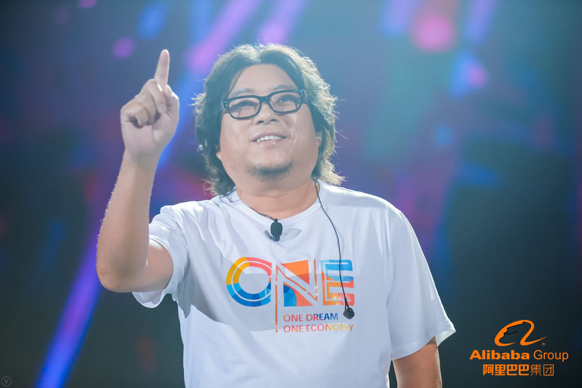 这些高清大图告诉你，今天刷屏朋友圈的阿里年会到底在玩什么？