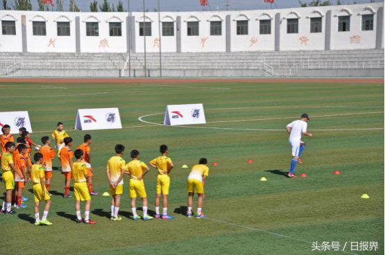 安踏员工培训,安踏校招培训