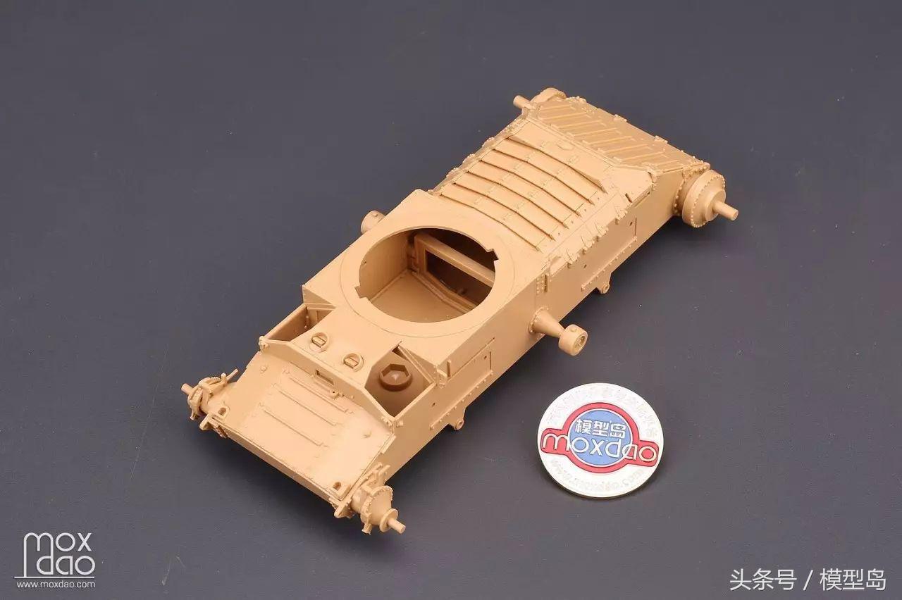 田宫新品35352圣瓦伦丁战车｜板件评测