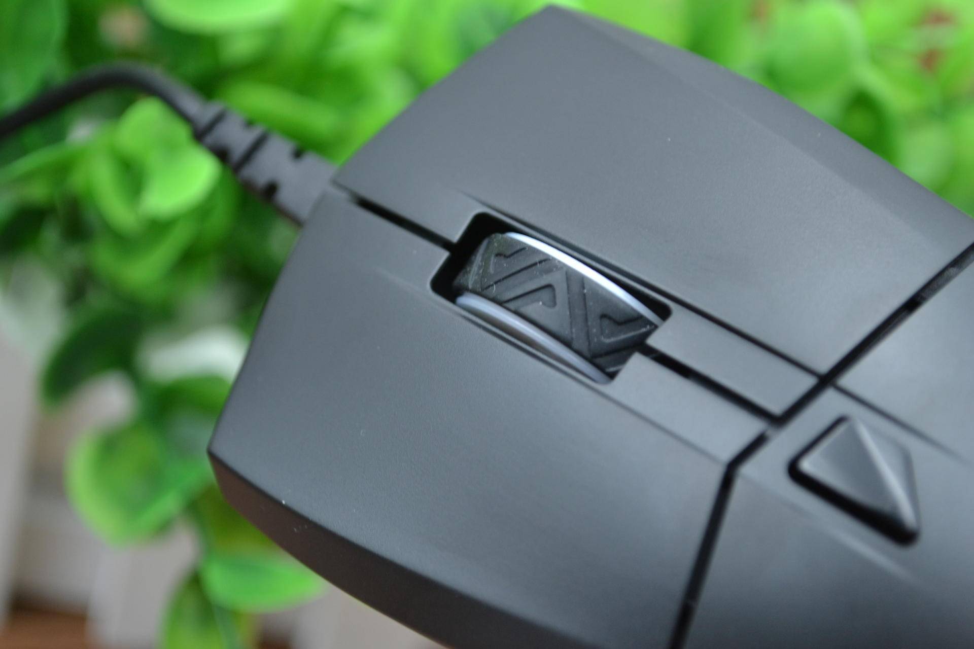 吃鸡神器测评天使之翼,吃鸡神器测评六指