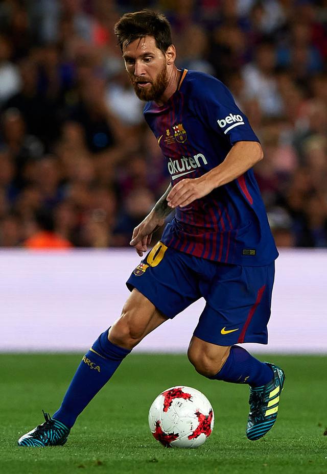 梅西上脚的第一双adidas,梅西上脚阿迪达斯boost19