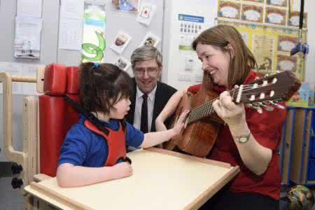 自闭症儿童康复音乐训练,适合自闭症儿童的音乐