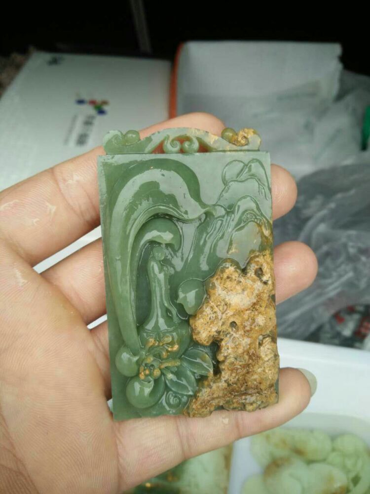 岫岩老玉是河磨玉吗,岫岩玉河磨玉图片大全