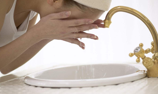 松下离子蒸汽美容仪,松下离子蒸汽美容仪怎么用