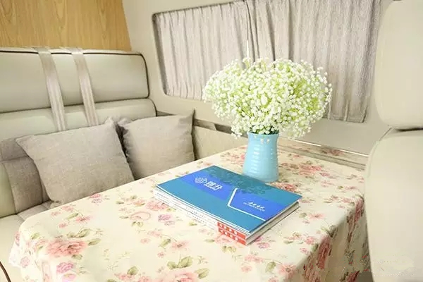 雅升房车10万,雅升高端商务车定制