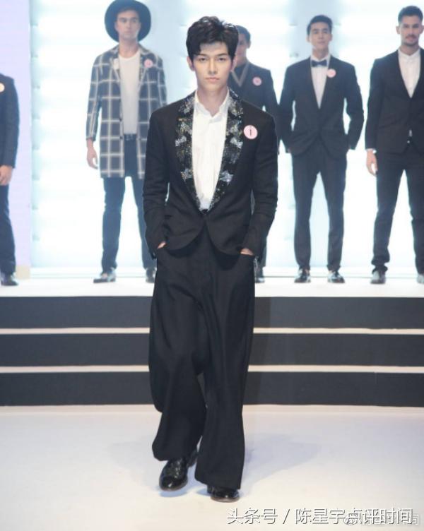 泰国时尚圈新晋宠儿神哥GxxodItthipat轻松驾驭百变造型