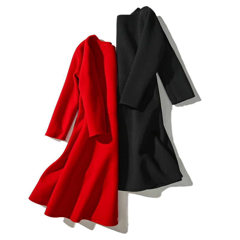 轻奢女人味连衣裙搭配,低调的时尚单品搭配连衣裙