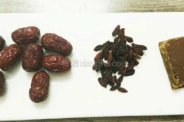 枸杞泡水营养成分都能泡出吗,枸杞泡水后还有营养吗