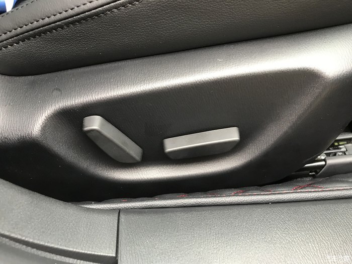 阿特兹换挡略有顿挫正常吗,18款阿特兹怎么开始低速顿挫了呢